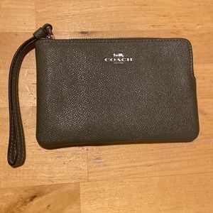 Coach mini wristlet NWOT
